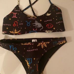 Hoaka bikini (BRAND NEW)